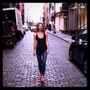 Meet your Posher, Yvonne